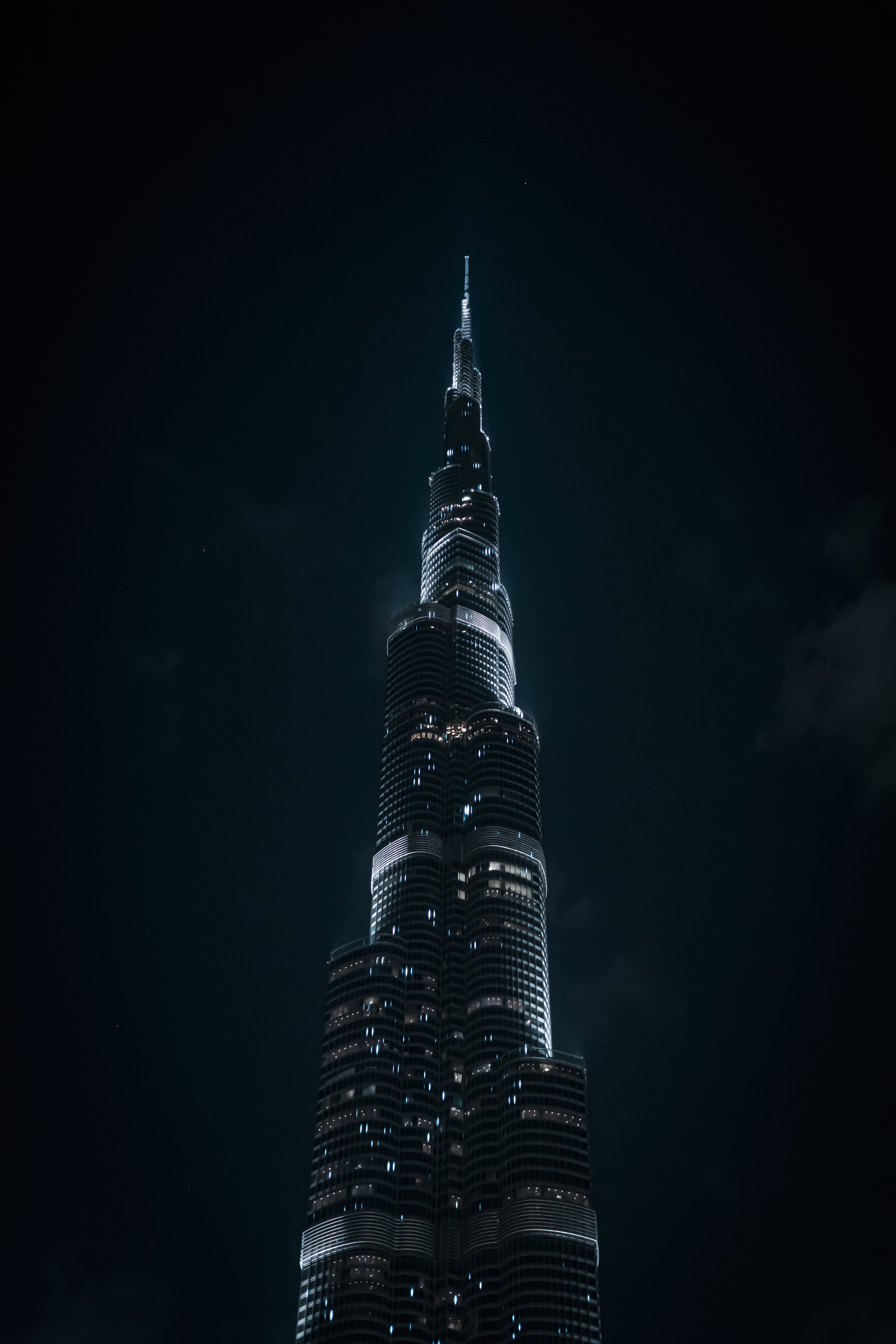 Unveiling the Majesty of the Burj Khalifa: Dubai's Tallest Icon